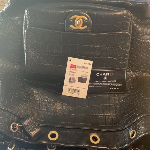 COPY - COPY - CHANEL bagpack,black . main image 4